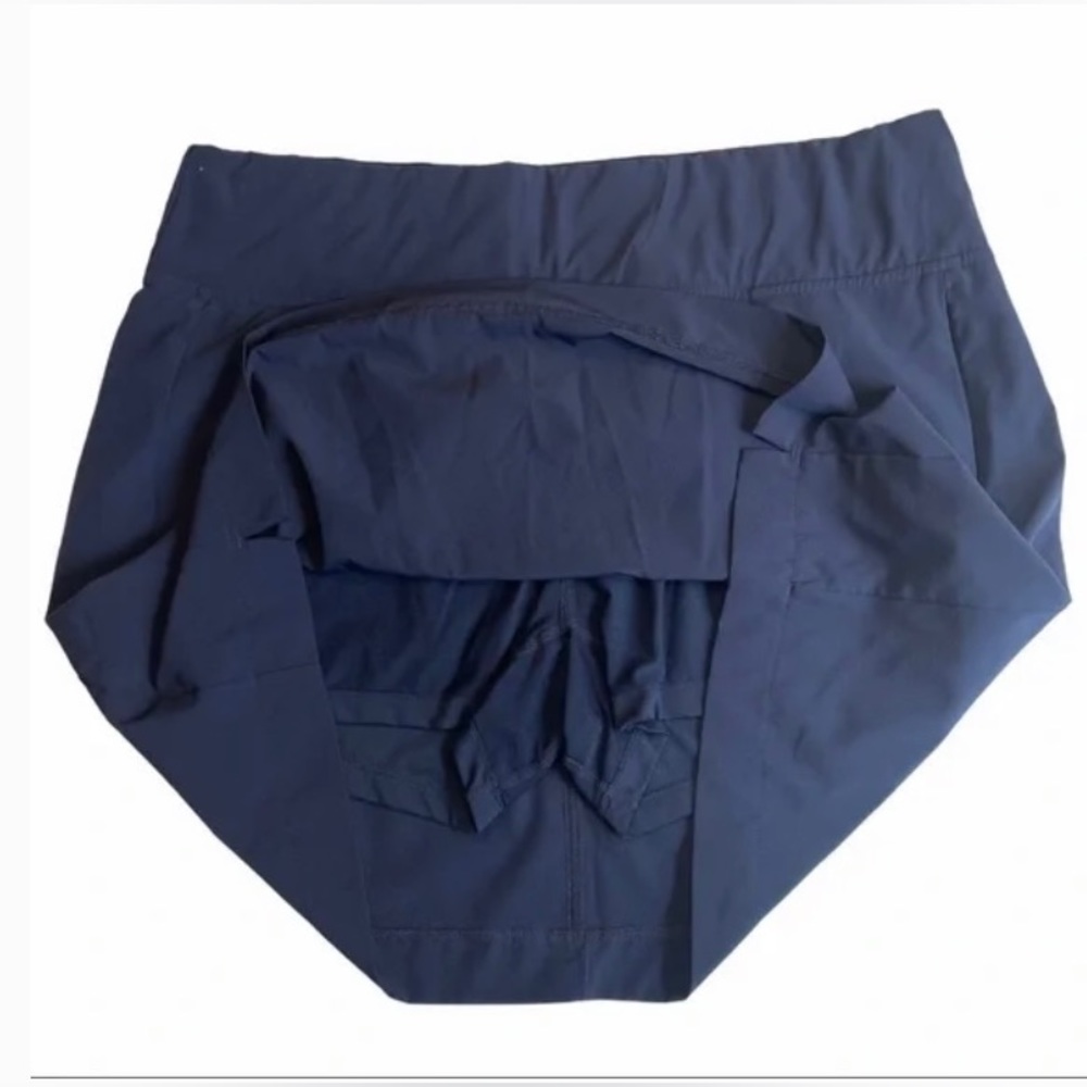 Cloudveil size M navy skort - Picture 9 of 11